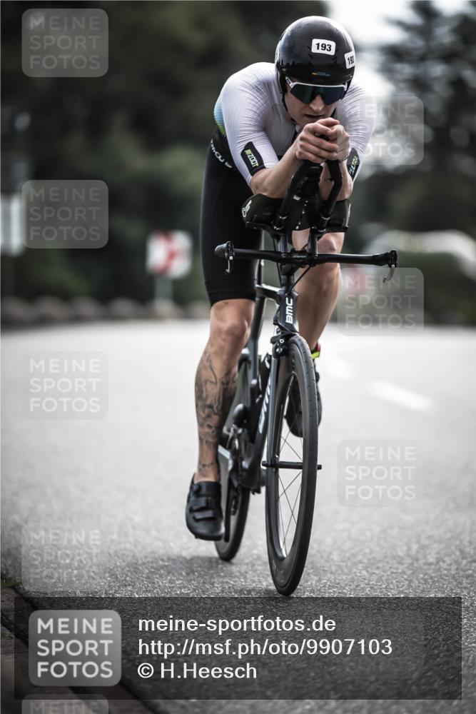 21.06.2026 - 29. Vierlanden-Triathlon H.Heesch http://msf.ph/oto/9907103 21.06.2026 09:21:34 Radfahren 164, 193 meine-sportfotos.de