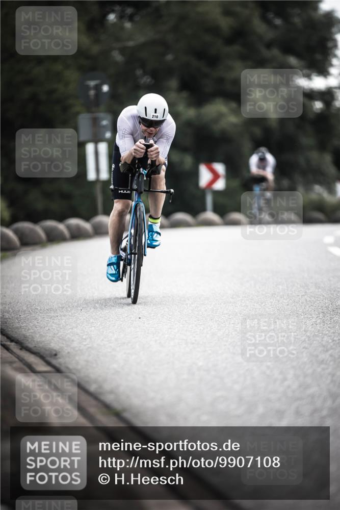 21.06.2026 - 29. Vierlanden-Triathlon H.Heesch http://msf.ph/oto/9907108 21.06.2026 09:21:44 Radfahren 12, 210 meine-sportfotos.de