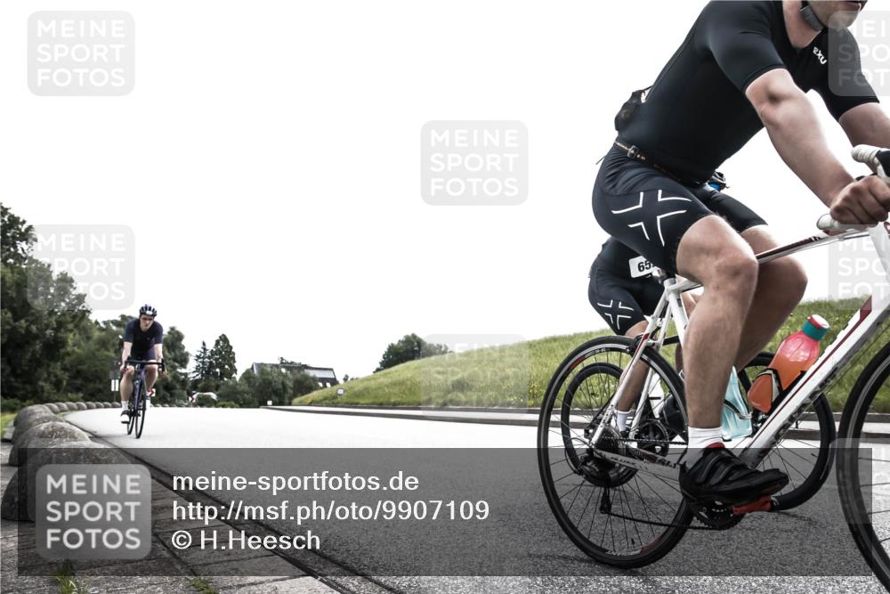 21.06.2026 - 29. Vierlanden-Triathlon H.Heesch http://msf.ph/oto/9907109 21.06.2026 11:50:29 Radfahren 643, 649, 652, 664, 770 meine-sportfotos.de