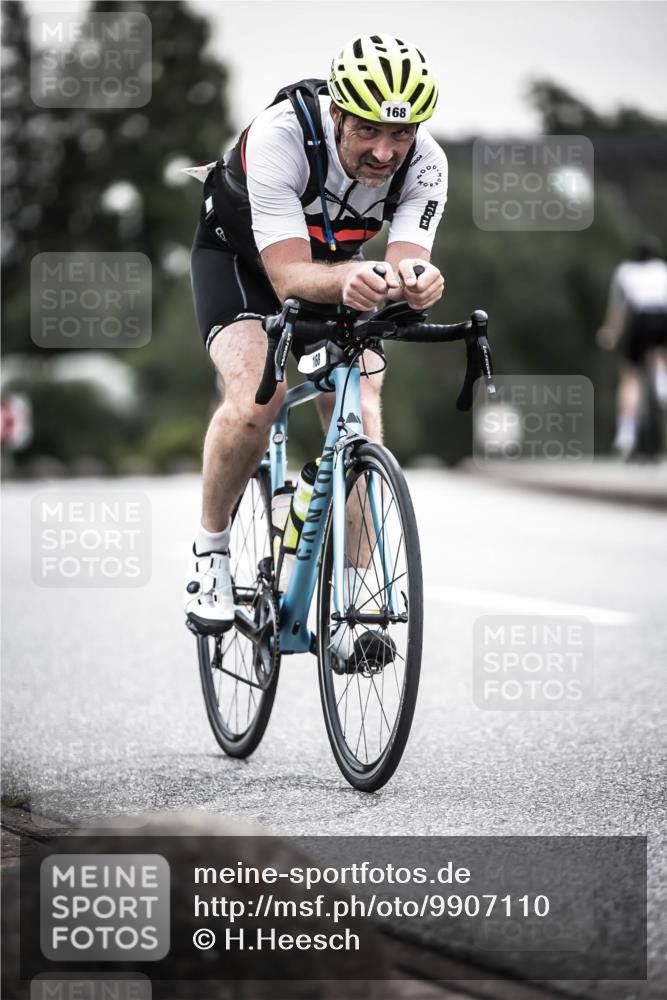 21.06.2026 - 29. Vierlanden-Triathlon H.Heesch http://msf.ph/oto/9907110 21.06.2026 10:25:22 Radfahren 168, 506, 521, 540, 602 meine-sportfotos.de