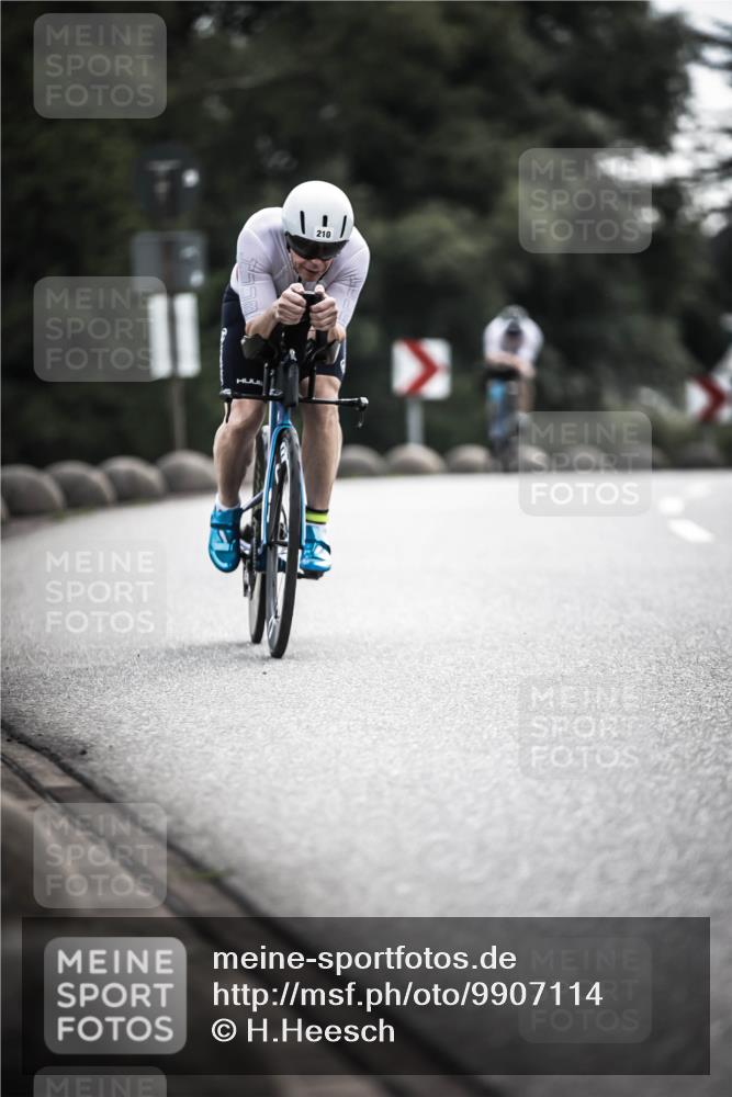 21.06.2026 - 29. Vierlanden-Triathlon H.Heesch http://msf.ph/oto/9907114 21.06.2026 09:21:44 Radfahren 12, 210 meine-sportfotos.de