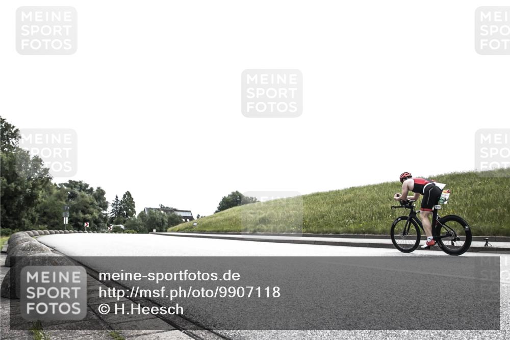 21.06.2026 - 29. Vierlanden-Triathlon H.Heesch http://msf.ph/oto/9907118 21.06.2026 11:50:31 Radfahren 643, 649, 652, 658, 664, 734 meine-sportfotos.de