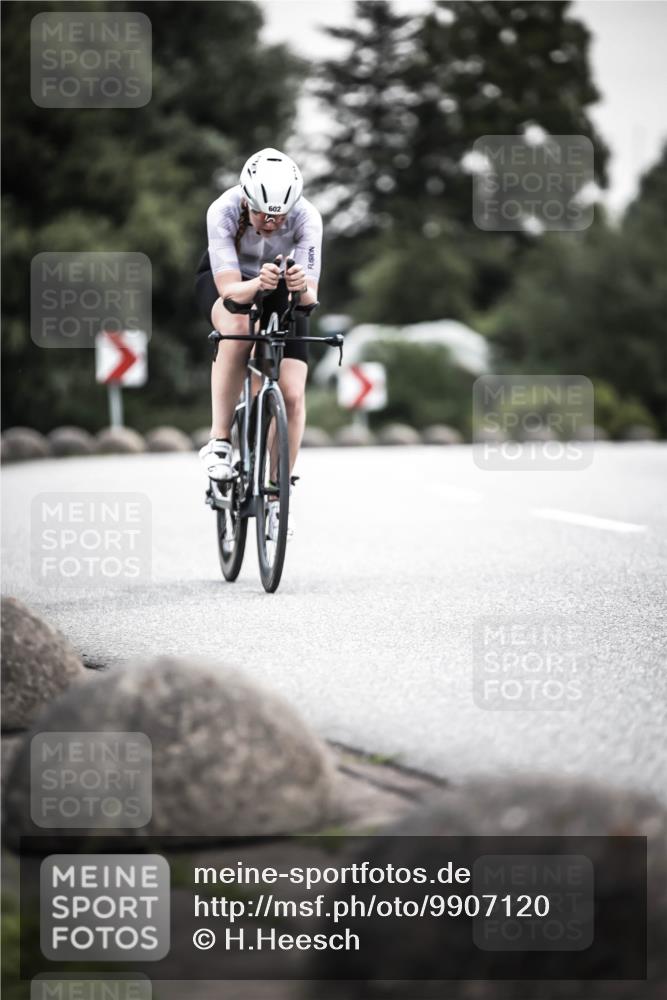 21.06.2026 - 29. Vierlanden-Triathlon H.Heesch http://msf.ph/oto/9907120 21.06.2026 10:25:25 Radfahren 168, 540, 602 meine-sportfotos.de