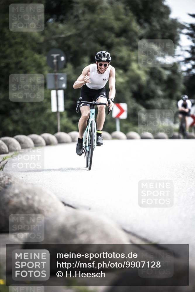 21.06.2026 - 29. Vierlanden-Triathlon H.Heesch http://msf.ph/oto/9907128 21.06.2026 11:41:48 Radfahren 636, 674, 682, 726 meine-sportfotos.de