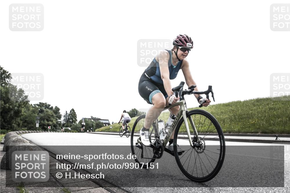 21.06.2026 - 29. Vierlanden-Triathlon H.Heesch http://msf.ph/oto/9907151 21.06.2026 11:51:02 Radfahren 233, 259, 836 meine-sportfotos.de