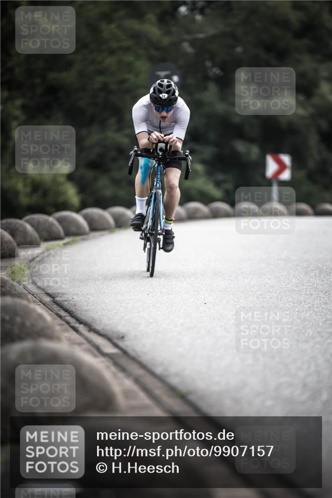 21.06.2026 - 29. Vierlanden-Triathlon H.Heesch http://msf.ph/oto/9907157 21.06.2026 09:21:47 Radfahren 12, 174, 210 meine-sportfotos.de