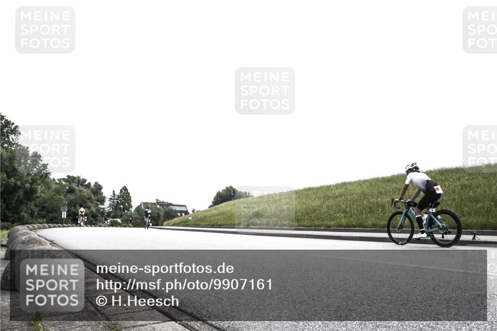 21.06.2026 - 29. Vierlanden-Triathlon H.Heesch http://msf.ph/oto/9907161 21.06.2026 11:51:40 Radfahren 632 meine-sportfotos.de