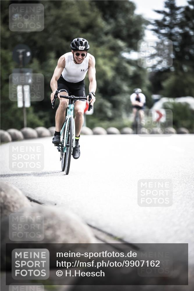 21.06.2026 - 29. Vierlanden-Triathlon H.Heesch http://msf.ph/oto/9907162 21.06.2026 11:41:48 Radfahren 636, 674, 682, 726 meine-sportfotos.de
