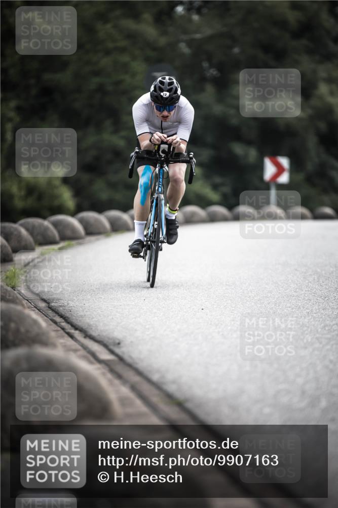 21.06.2026 - 29. Vierlanden-Triathlon H.Heesch http://msf.ph/oto/9907163 21.06.2026 09:21:47 Radfahren 12, 174, 210 meine-sportfotos.de