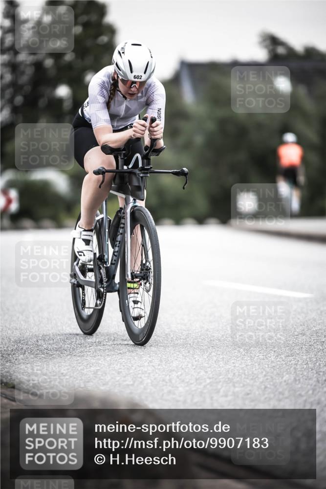 21.06.2026 - 29. Vierlanden-Triathlon H.Heesch http://msf.ph/oto/9907183 21.06.2026 10:25:25 Radfahren 168, 540, 602 meine-sportfotos.de