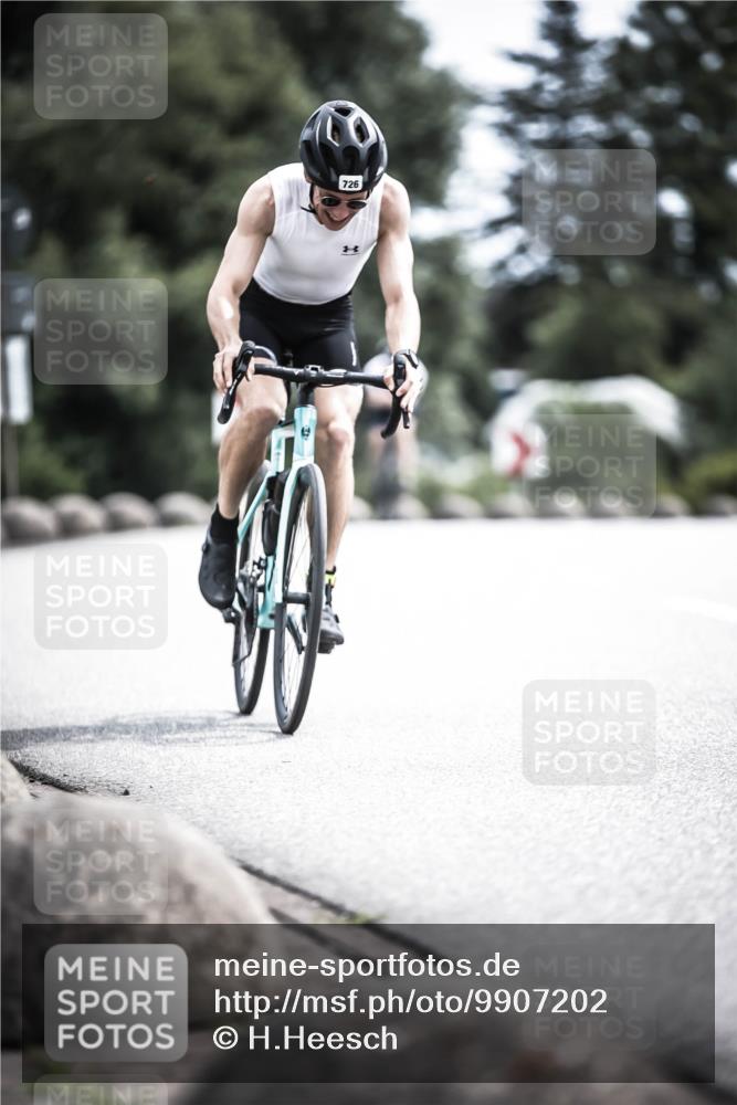 21.06.2026 - 29. Vierlanden-Triathlon H.Heesch http://msf.ph/oto/9907202 21.06.2026 11:41:48 Radfahren 636, 674, 682, 726 meine-sportfotos.de