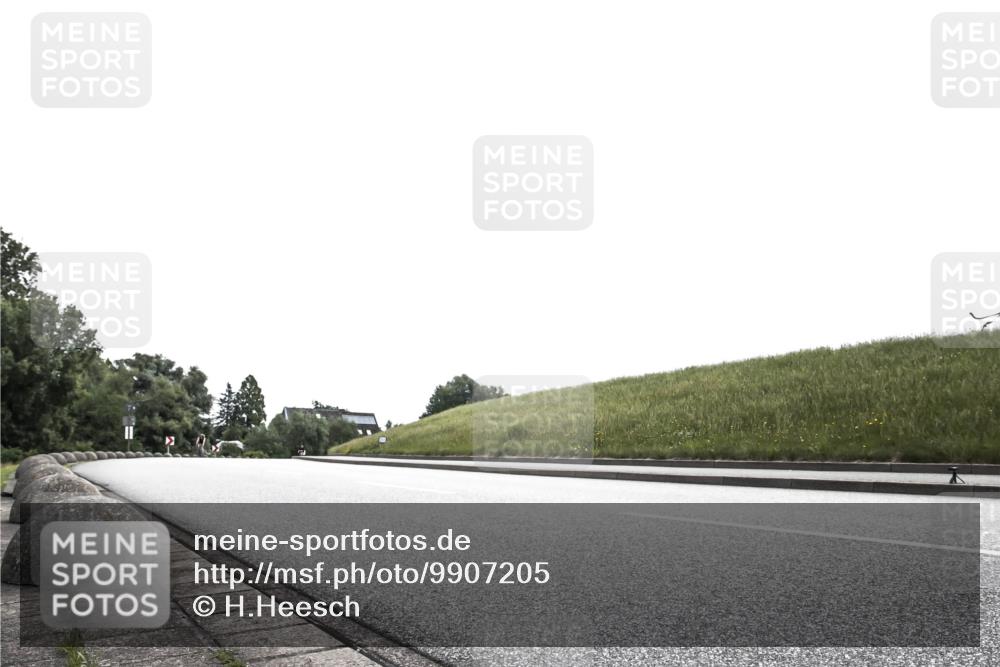 21.06.2026 - 29. Vierlanden-Triathlon H.Heesch http://msf.ph/oto/9907205 21.06.2026 11:52:18 Radfahren 805 meine-sportfotos.de