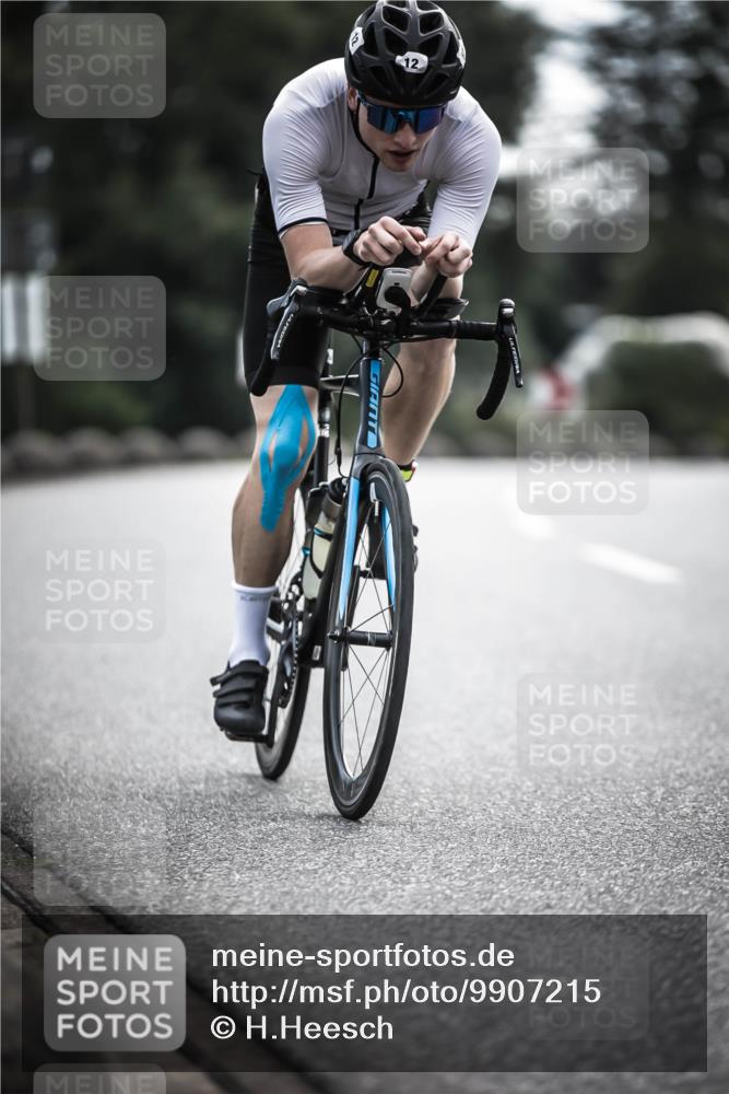 21.06.2026 - 29. Vierlanden-Triathlon H.Heesch http://msf.ph/oto/9907215 21.06.2026 09:21:48 Radfahren 12, 174, 186 meine-sportfotos.de