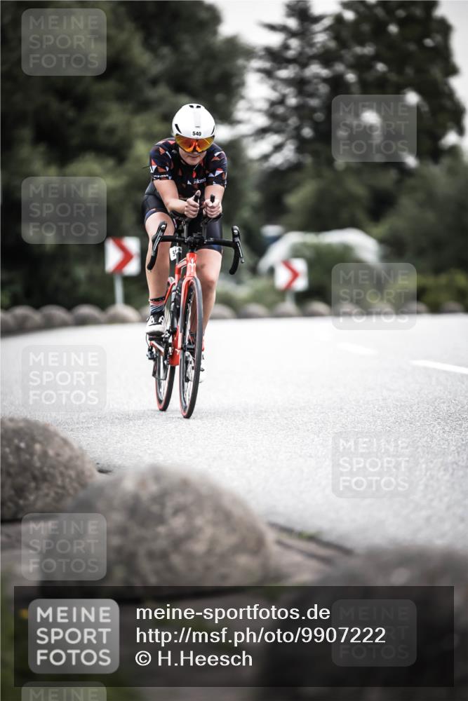 21.06.2026 - 29. Vierlanden-Triathlon H.Heesch http://msf.ph/oto/9907222 21.06.2026 10:25:29 Radfahren 540, 602 meine-sportfotos.de