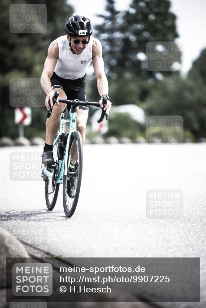 21.06.2026 - 29. Vierlanden-Triathlon H.Heesch http://msf.ph/oto/9907225 21.06.2026 11:41:48 Radfahren 636, 674, 682, 726 meine-sportfotos.de