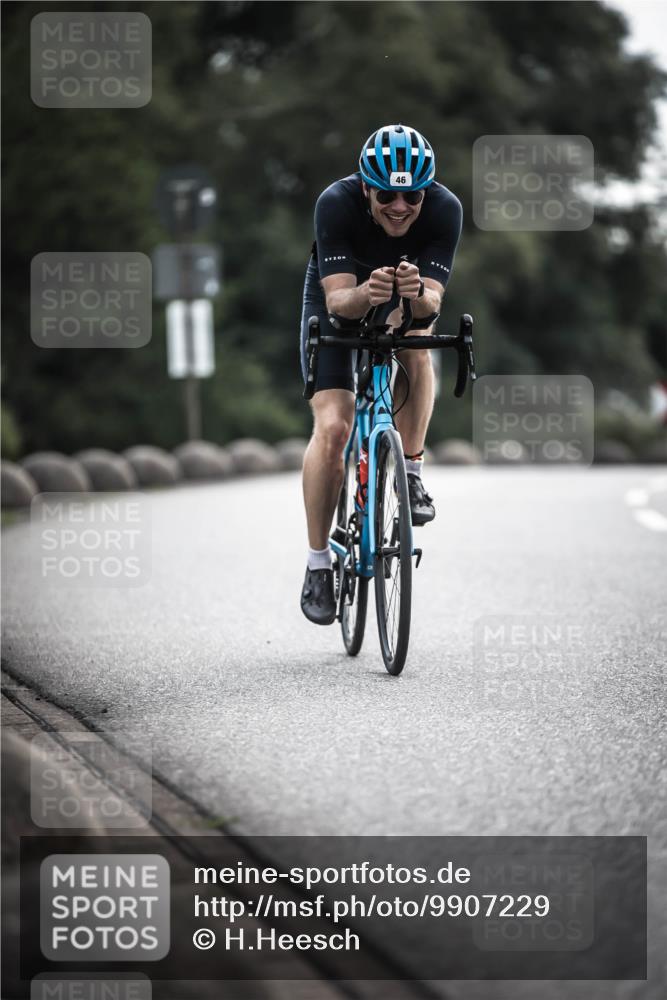 21.06.2026 - 29. Vierlanden-Triathlon H.Heesch http://msf.ph/oto/9907229 21.06.2026 09:21:58 Radfahren 46, 147, 174, 186 meine-sportfotos.de