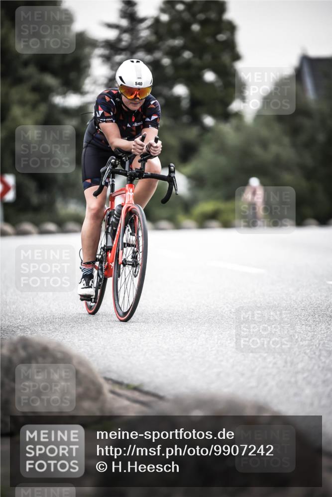 21.06.2026 - 29. Vierlanden-Triathlon H.Heesch http://msf.ph/oto/9907242 21.06.2026 10:25:29 Radfahren 540, 602 meine-sportfotos.de