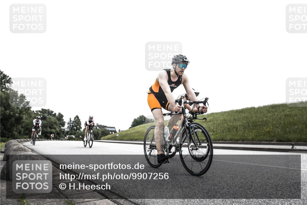 21.06.2026 - 29. Vierlanden-Triathlon H.Heesch http://msf.ph/oto/9907256 21.06.2026 11:53:37 Radfahren 133, 289, 720, 779, 813, 821, 844 meine-sportfotos.de