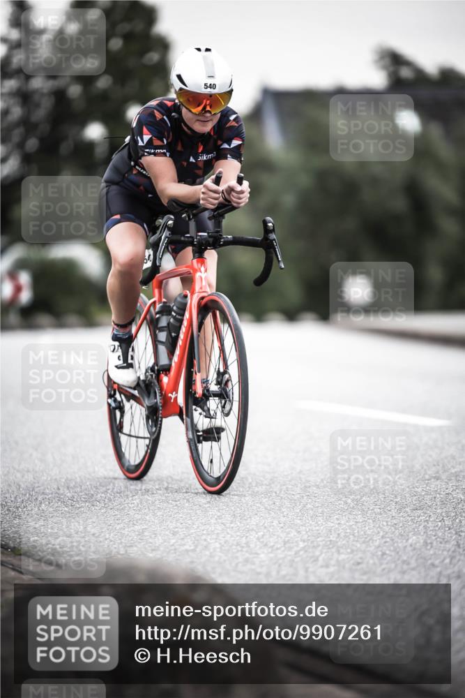 21.06.2026 - 29. Vierlanden-Triathlon H.Heesch http://msf.ph/oto/9907261 21.06.2026 10:25:29 Radfahren 540, 602 meine-sportfotos.de