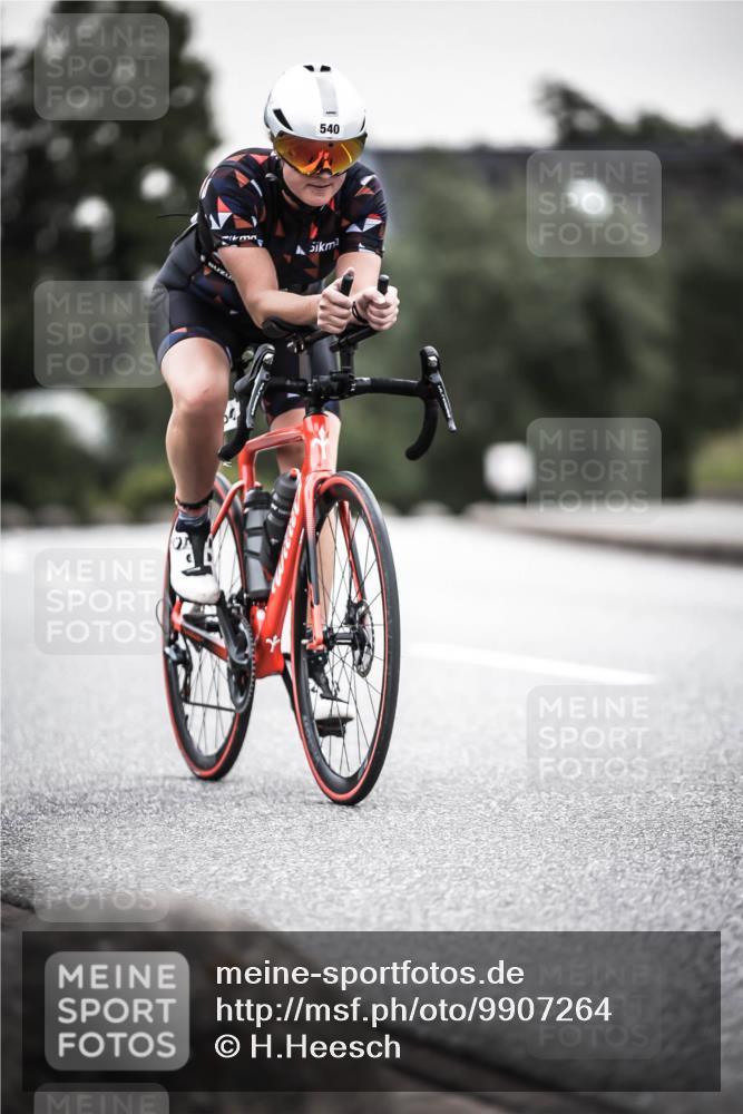 21.06.2026 - 29. Vierlanden-Triathlon H.Heesch http://msf.ph/oto/9907264 21.06.2026 10:25:29 Radfahren 540, 602 meine-sportfotos.de