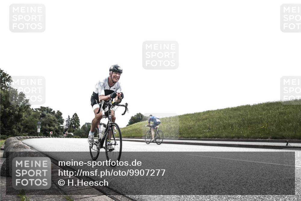 21.06.2026 - 29. Vierlanden-Triathlon H.Heesch http://msf.ph/oto/9907277 21.06.2026 11:53:38 Radfahren 133, 289, 720, 761, 779, 813, 821, 844 meine-sportfotos.de