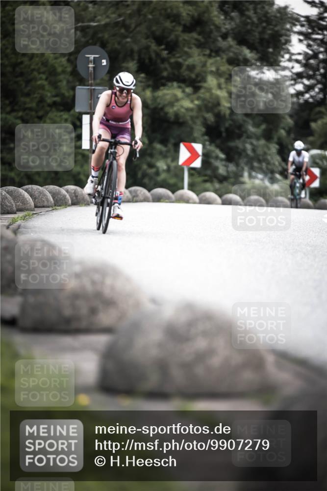21.06.2026 - 29. Vierlanden-Triathlon H.Heesch http://msf.ph/oto/9907279 21.06.2026 10:25:36 Radfahren 41, 211, 369, 599 meine-sportfotos.de