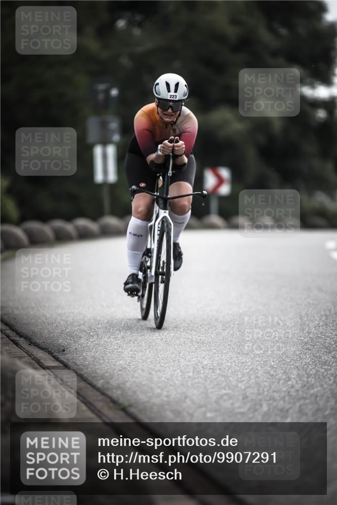 21.06.2026 - 29. Vierlanden-Triathlon H.Heesch http://msf.ph/oto/9907291 21.06.2026 09:22:07 Radfahren 147, 223 meine-sportfotos.de
