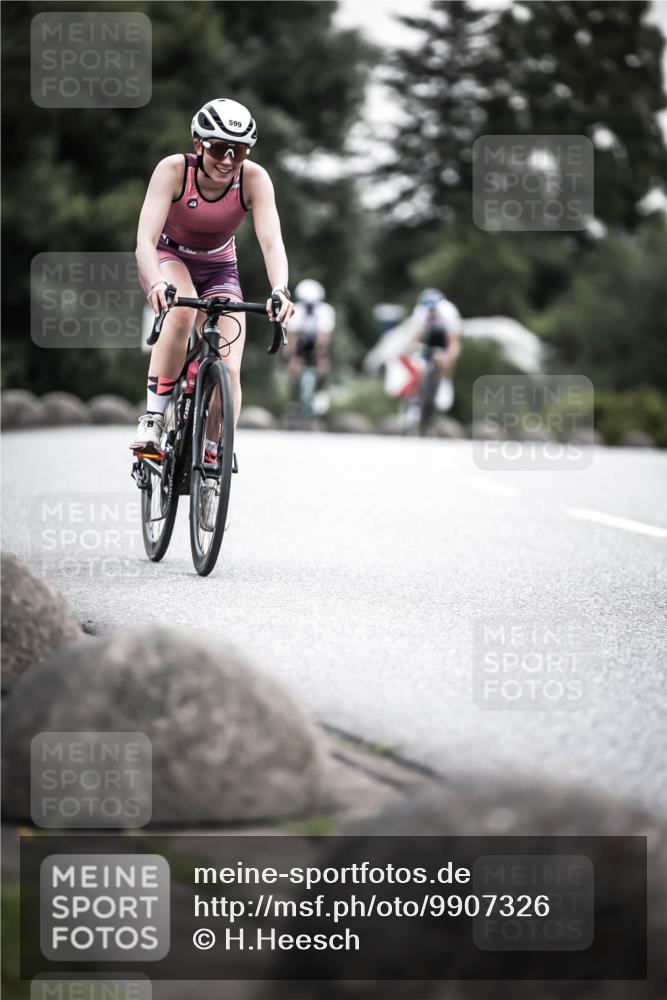 21.06.2026 - 29. Vierlanden-Triathlon H.Heesch http://msf.ph/oto/9907326 21.06.2026 10:25:37 Radfahren 6, 41, 211, 369, 599 meine-sportfotos.de