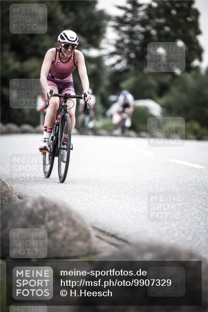 21.06.2026 - 29. Vierlanden-Triathlon H.Heesch http://msf.ph/oto/9907329 21.06.2026 10:25:37 Radfahren 6, 41, 211, 369, 599 meine-sportfotos.de