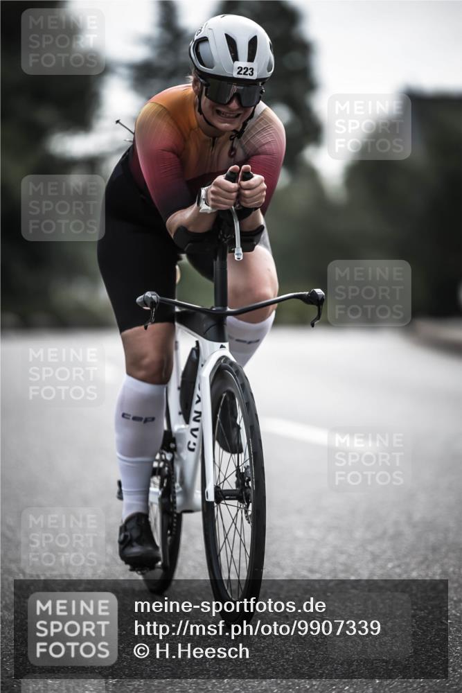 21.06.2026 - 29. Vierlanden-Triathlon H.Heesch http://msf.ph/oto/9907339 21.06.2026 09:22:08 Radfahren 147, 223 meine-sportfotos.de