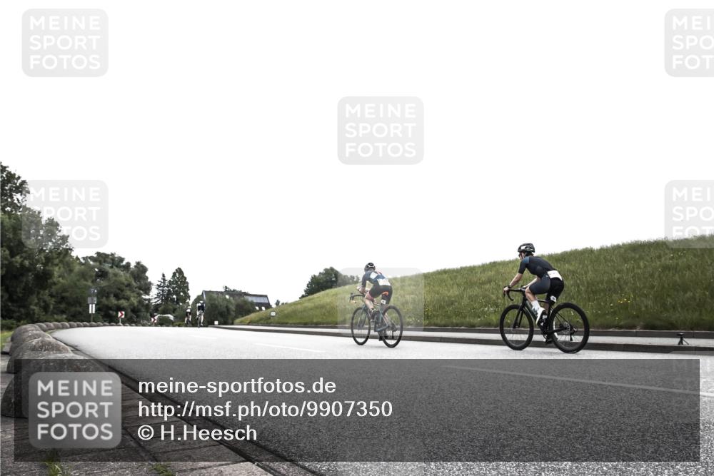 21.06.2026 - 29. Vierlanden-Triathlon H.Heesch http://msf.ph/oto/9907350 21.06.2026 11:55:34 Radfahren 893 meine-sportfotos.de
