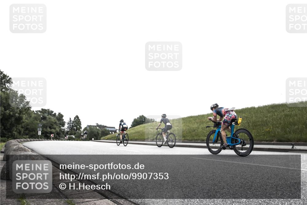 21.06.2026 - 29. Vierlanden-Triathlon H.Heesch http://msf.ph/oto/9907353 21.06.2026 11:55:34 Radfahren 893 meine-sportfotos.de