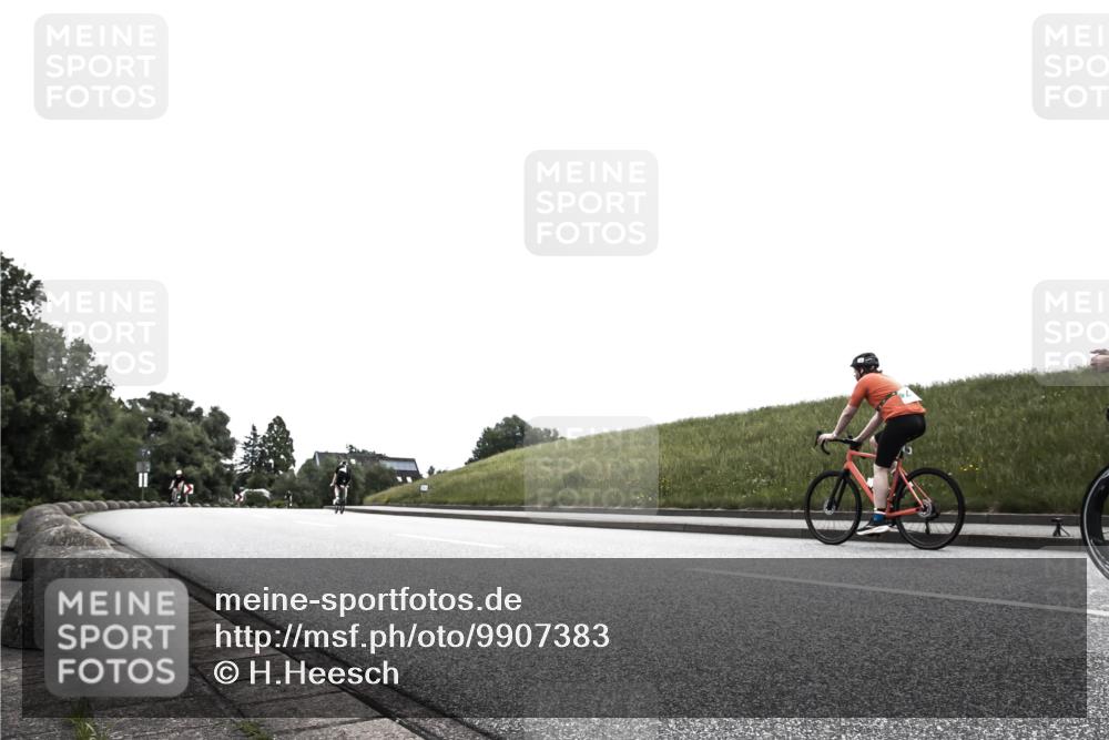 21.06.2026 - 29. Vierlanden-Triathlon H.Heesch http://msf.ph/oto/9907383 21.06.2026 11:56:18 Radfahren  meine-sportfotos.de
