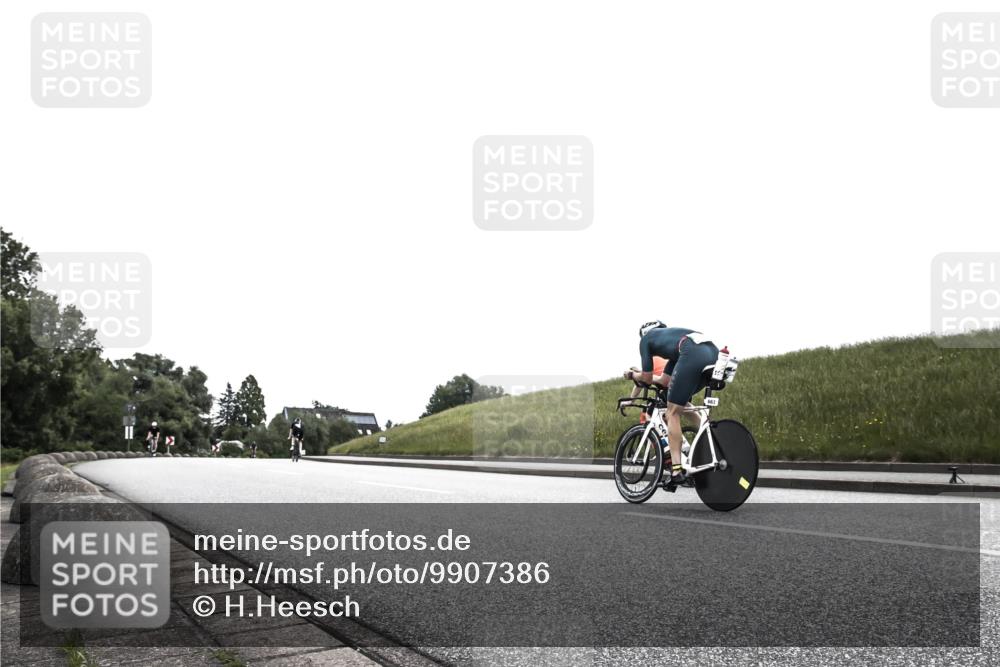 21.06.2026 - 29. Vierlanden-Triathlon H.Heesch http://msf.ph/oto/9907386 21.06.2026 11:56:18 Radfahren  meine-sportfotos.de