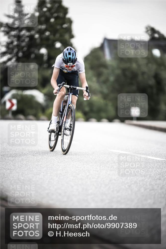 21.06.2026 - 29. Vierlanden-Triathlon H.Heesch http://msf.ph/oto/9907389 21.06.2026 10:25:40 Radfahren 6, 41, 63, 211, 369, 599 meine-sportfotos.de