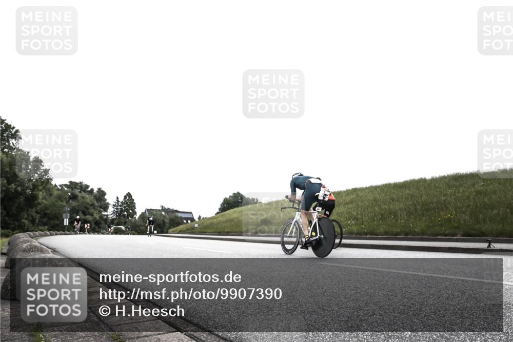 21.06.2026 - 29. Vierlanden-Triathlon H.Heesch http://msf.ph/oto/9907390 21.06.2026 11:56:18 Radfahren  meine-sportfotos.de