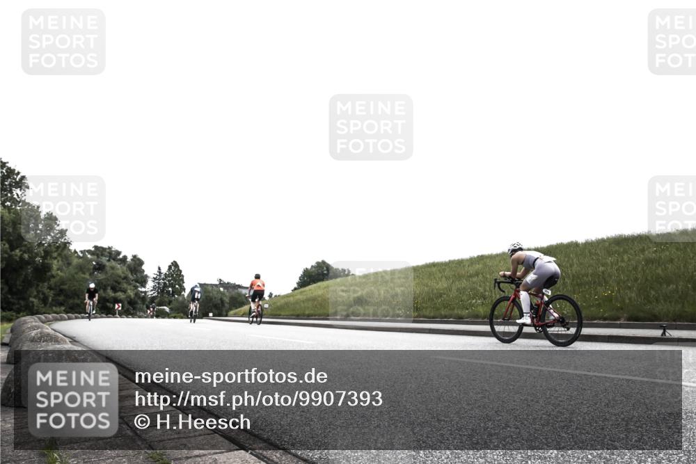 21.06.2026 - 29. Vierlanden-Triathlon H.Heesch http://msf.ph/oto/9907393 21.06.2026 11:56:20 Radfahren 17 meine-sportfotos.de