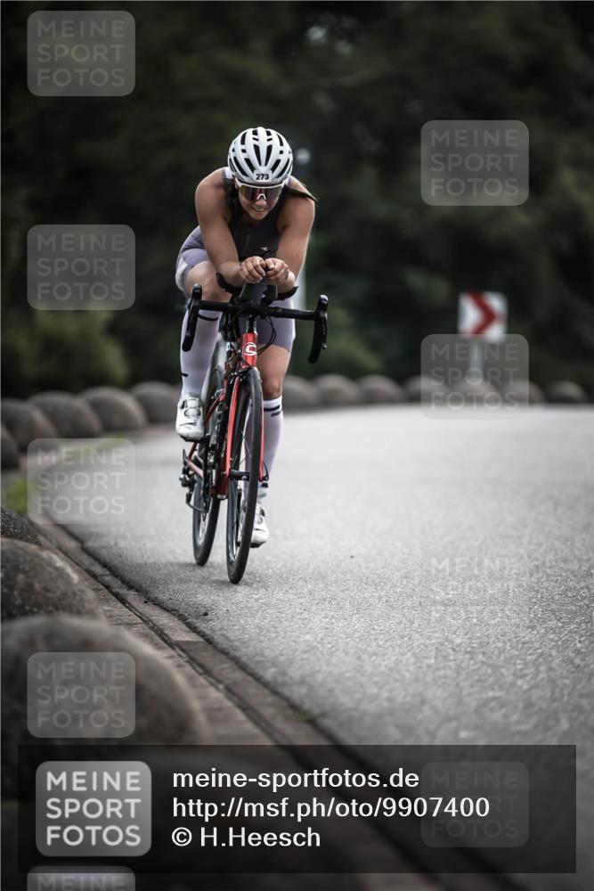21.06.2026 - 29. Vierlanden-Triathlon H.Heesch http://msf.ph/oto/9907400 21.06.2026 09:22:20 Radfahren 118, 119, 159, 273, 274, 300 meine-sportfotos.de