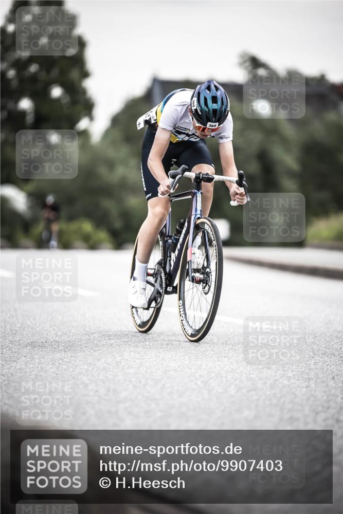 21.06.2026 - 29. Vierlanden-Triathlon H.Heesch http://msf.ph/oto/9907403 21.06.2026 10:25:40 Radfahren 6, 41, 63, 211, 369, 599 meine-sportfotos.de