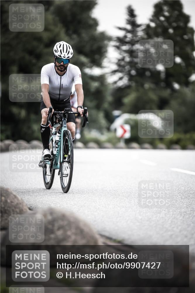 21.06.2026 - 29. Vierlanden-Triathlon H.Heesch http://msf.ph/oto/9907427 21.06.2026 10:25:43 Radfahren 6, 41, 63, 211, 369 meine-sportfotos.de