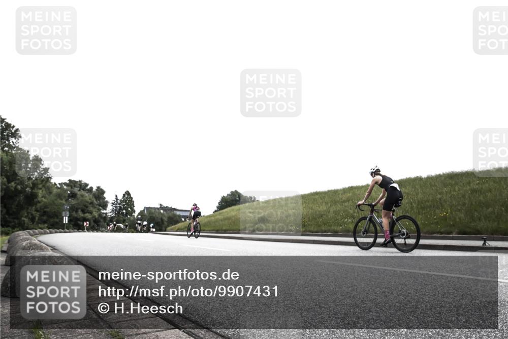 21.06.2026 - 29. Vierlanden-Triathlon H.Heesch http://msf.ph/oto/9907431 21.06.2026 11:56:53 Radfahren 243 meine-sportfotos.de