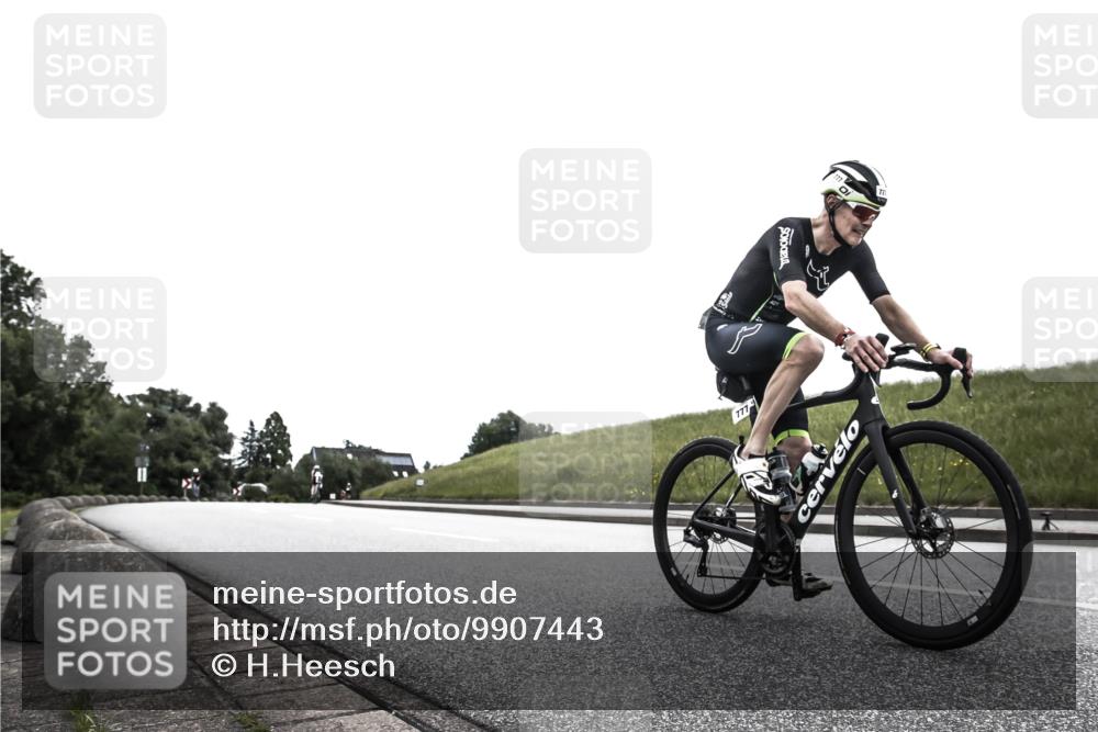 21.06.2026 - 29. Vierlanden-Triathlon H.Heesch http://msf.ph/oto/9907443 21.06.2026 11:57:00 Radfahren 686, 750, 777 meine-sportfotos.de