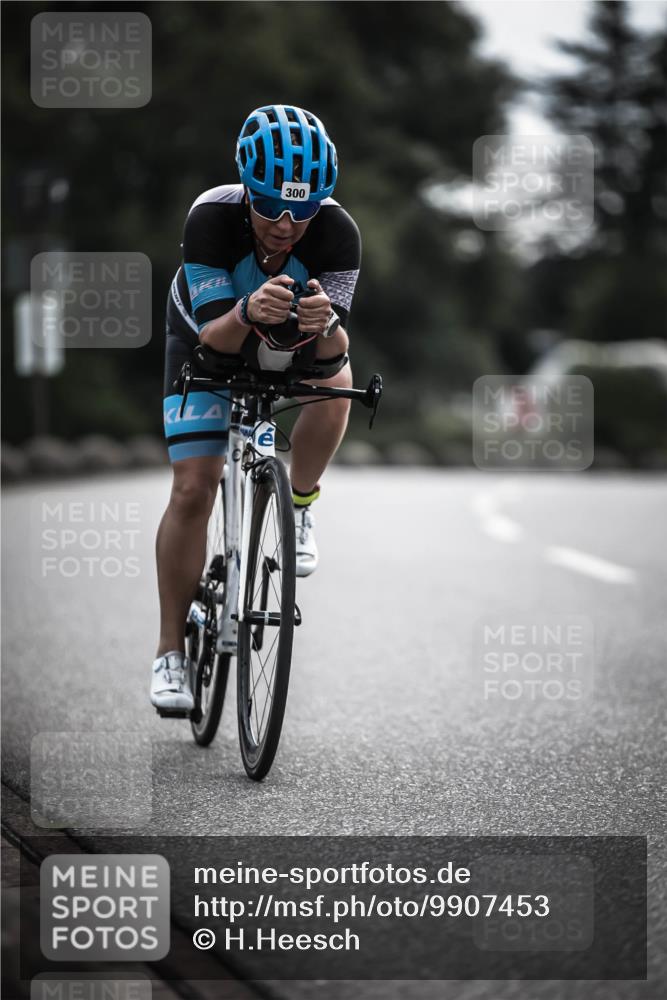 21.06.2026 - 29. Vierlanden-Triathlon H.Heesch http://msf.ph/oto/9907453 21.06.2026 09:22:22 Radfahren 119, 159, 273, 274, 300 meine-sportfotos.de