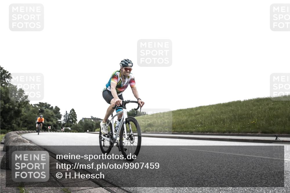 21.06.2026 - 29. Vierlanden-Triathlon H.Heesch http://msf.ph/oto/9907459 21.06.2026 11:58:14 Radfahren 629, 684, 782, 800 meine-sportfotos.de
