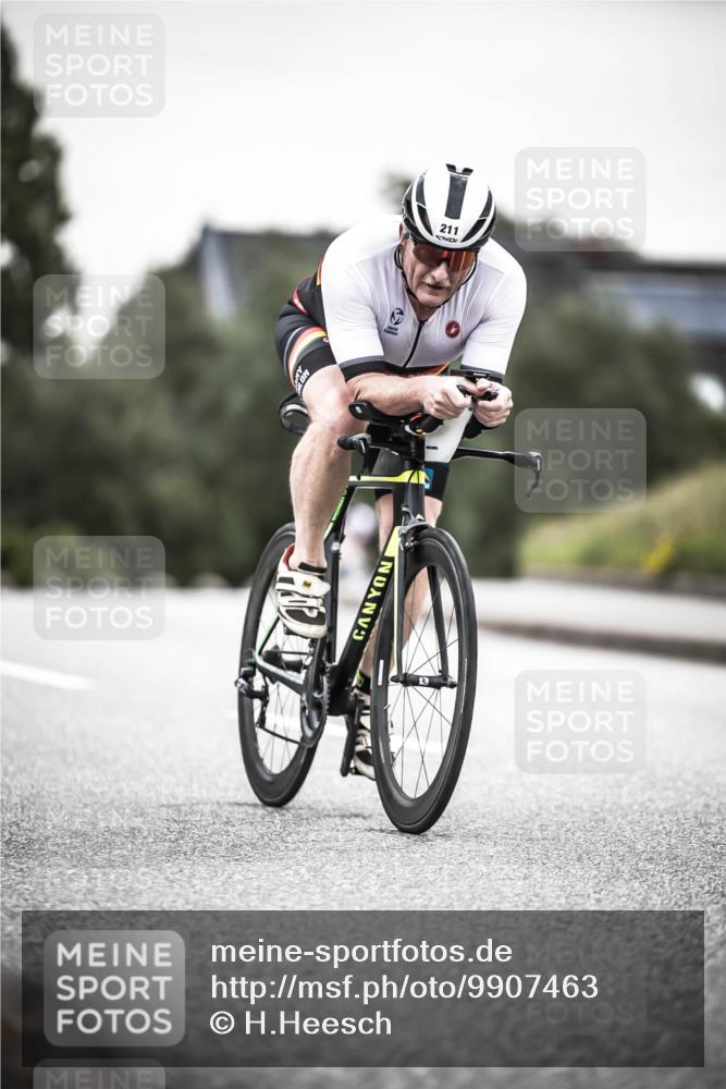 21.06.2026 - 29. Vierlanden-Triathlon H.Heesch http://msf.ph/oto/9907463 21.06.2026 10:25:44 Radfahren 6, 41, 63, 211 meine-sportfotos.de