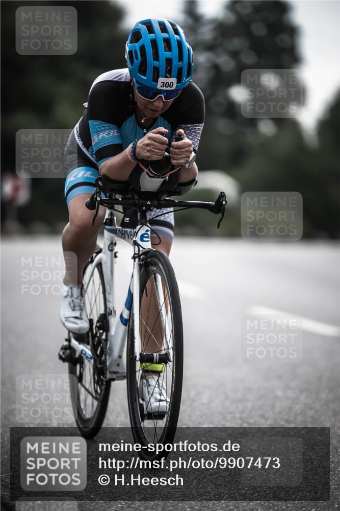 21.06.2026 - 29. Vierlanden-Triathlon H.Heesch http://msf.ph/oto/9907473 21.06.2026 09:22:22 Radfahren 119, 159, 273, 274, 300 meine-sportfotos.de