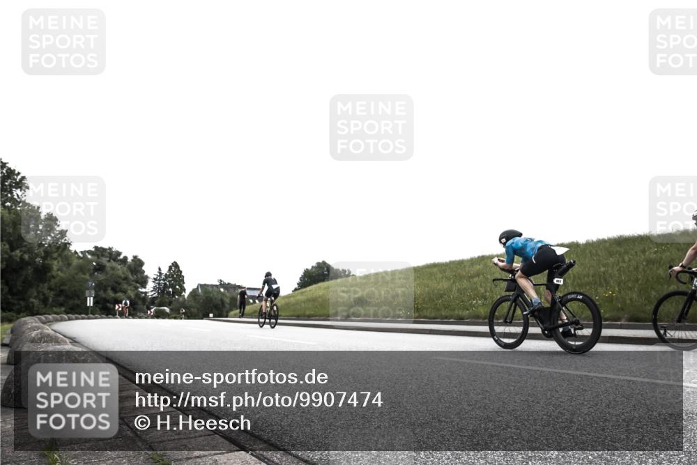 21.06.2026 - 29. Vierlanden-Triathlon H.Heesch http://msf.ph/oto/9907474 21.06.2026 11:58:50 Radfahren 257, 902 meine-sportfotos.de