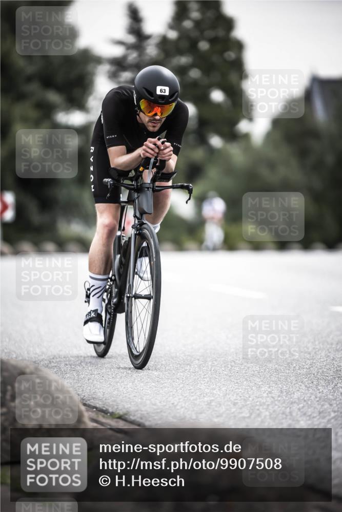 21.06.2026 - 29. Vierlanden-Triathlon H.Heesch http://msf.ph/oto/9907508 21.06.2026 10:25:46 Radfahren 6, 41, 63, 114, 211, 380 meine-sportfotos.de