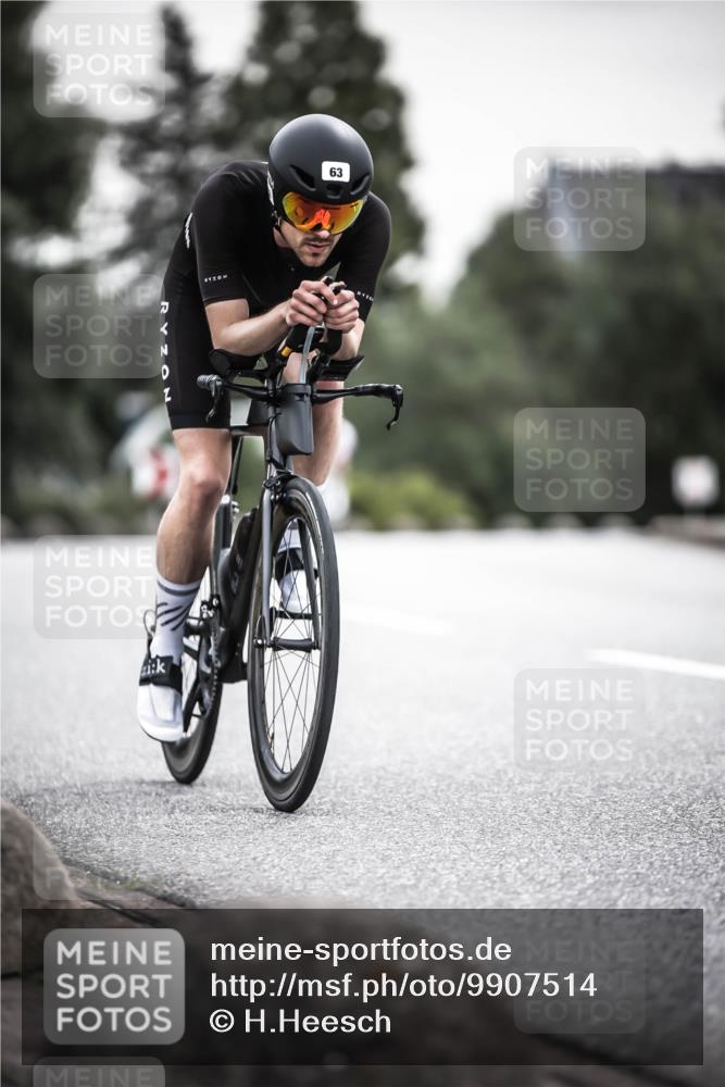 21.06.2026 - 29. Vierlanden-Triathlon H.Heesch http://msf.ph/oto/9907514 21.06.2026 10:25:46 Radfahren 6, 41, 63, 114, 211, 380 meine-sportfotos.de