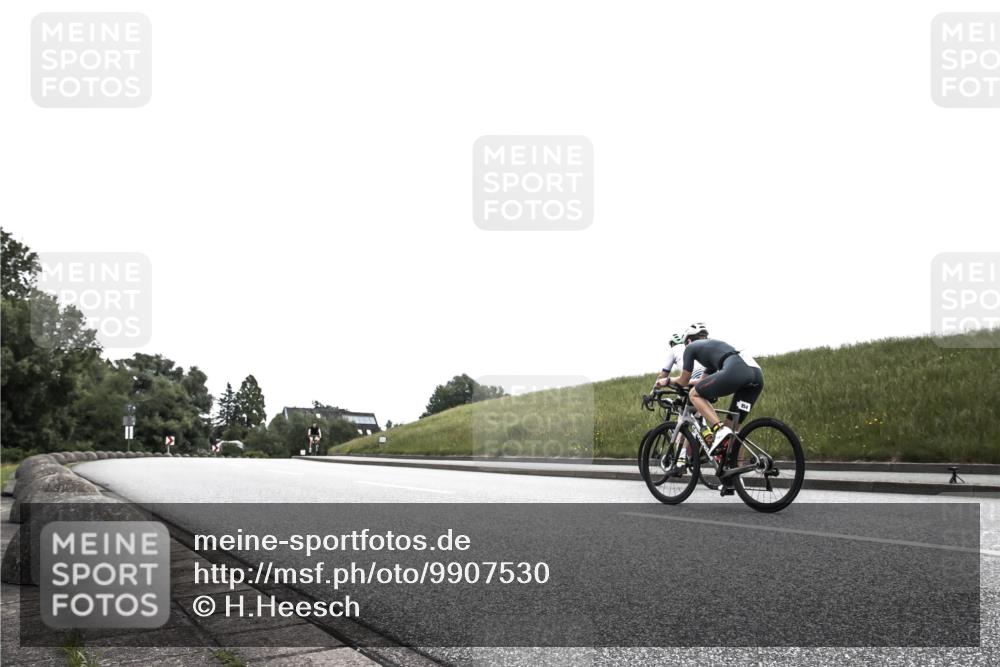 21.06.2026 - 29. Vierlanden-Triathlon H.Heesch http://msf.ph/oto/9907530 21.06.2026 11:59:46 Radfahren  meine-sportfotos.de